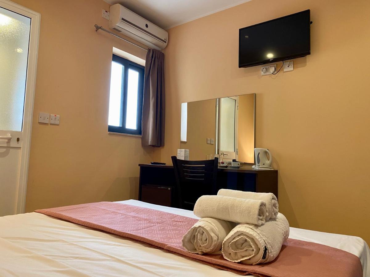 Malta Paradise Hotel San Ġiljan Kültér fotó