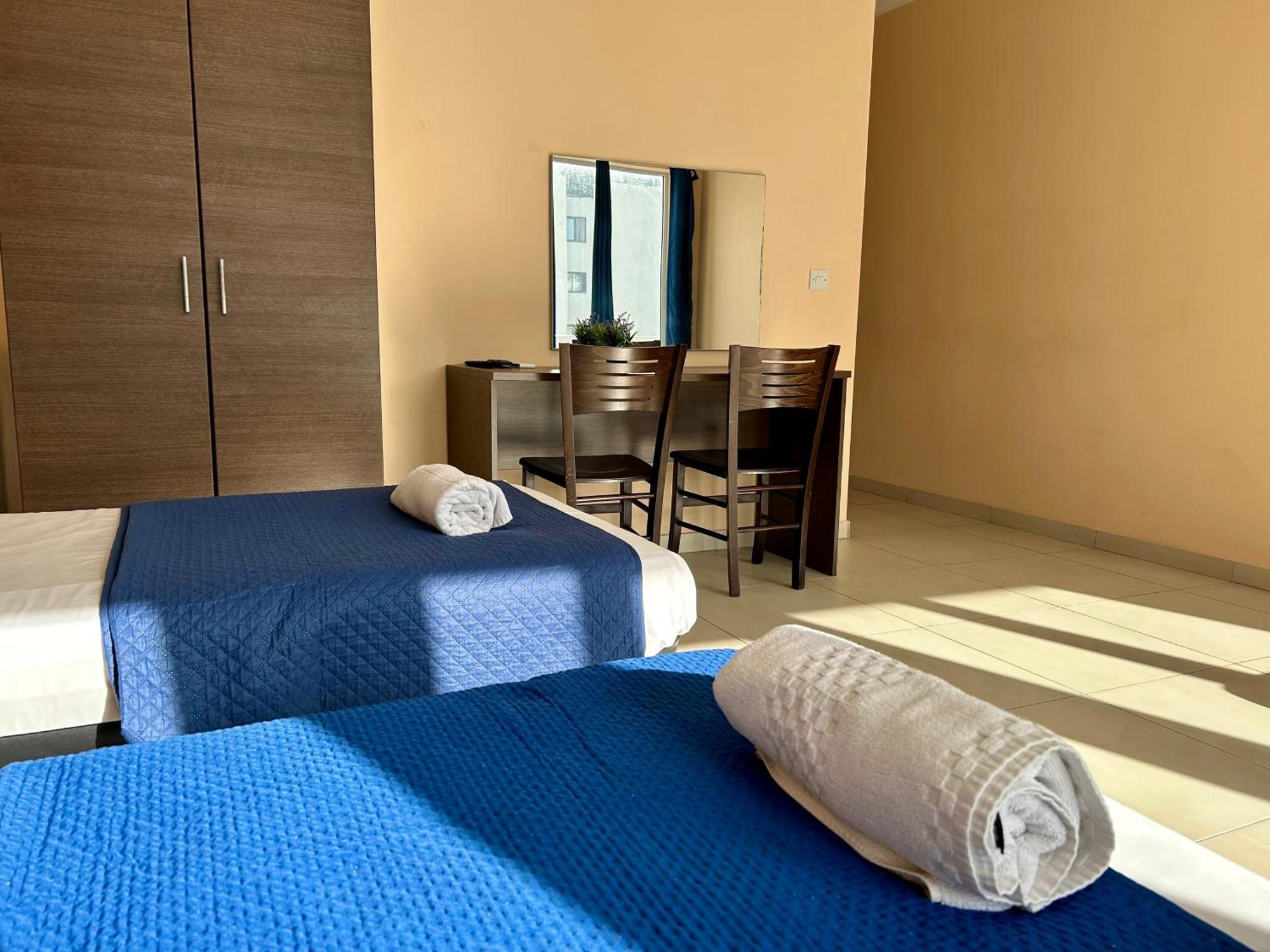 Malta Paradise Hotel San Ġiljan Kültér fotó