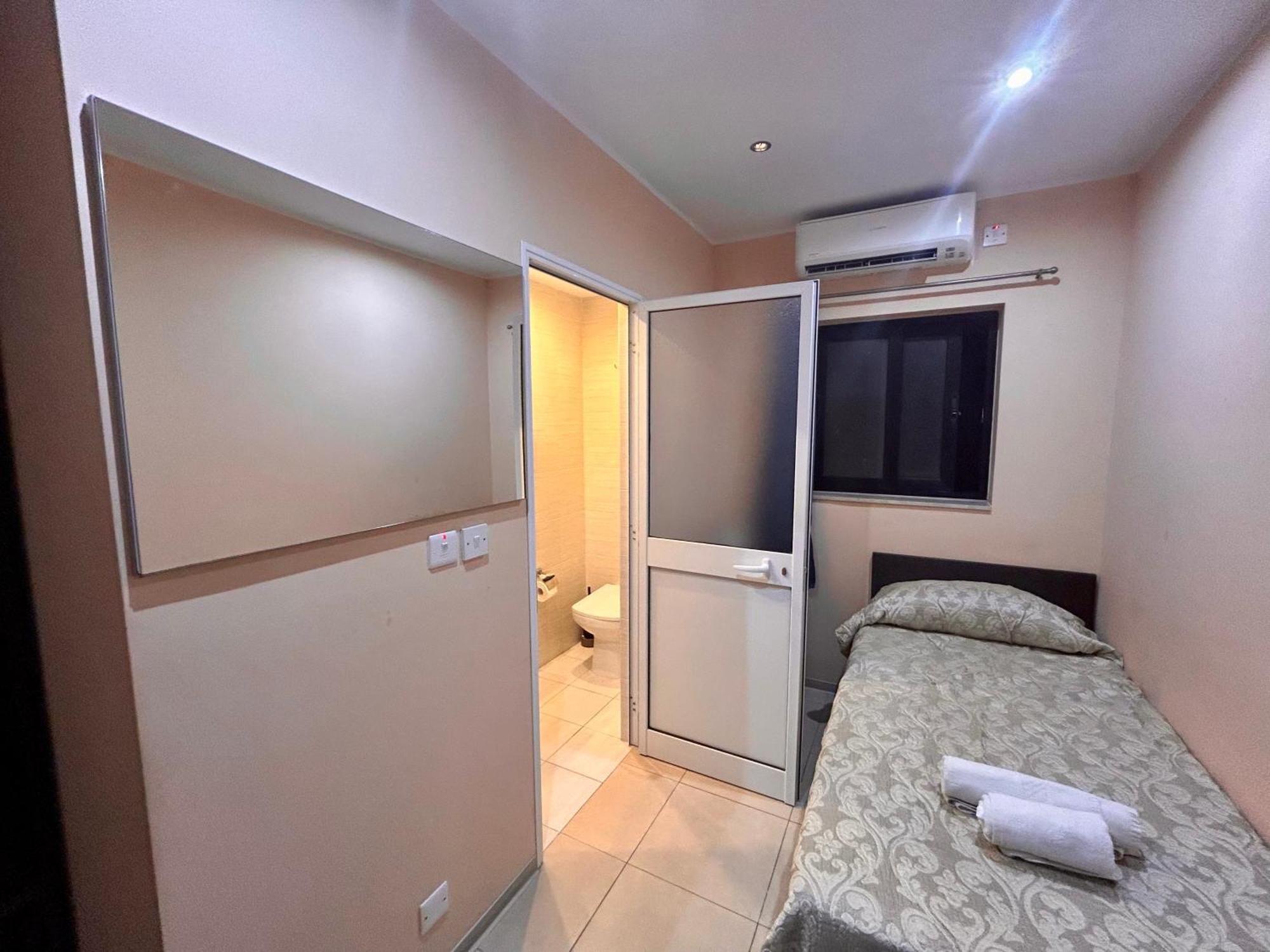 Malta Paradise Hotel San Ġiljan Kültér fotó
